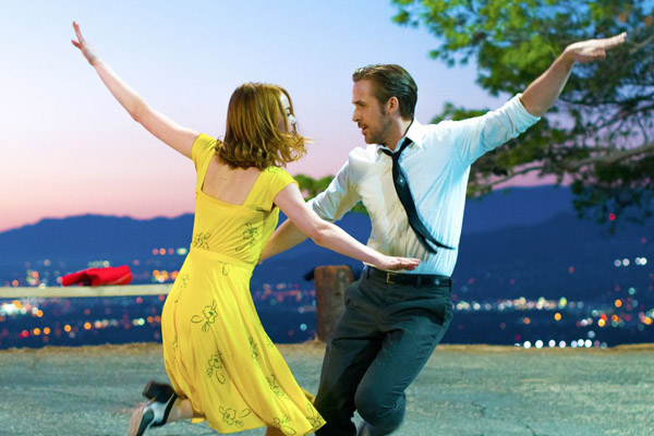 'La La Land' hé lộ nhiều cảnh hôn giữa Emma Stone và Ryan Gosling