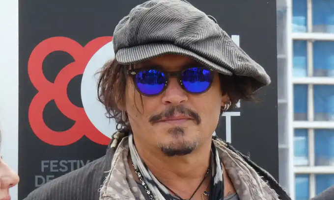 Johnny Depp nhận giải thành tựu trọn đời